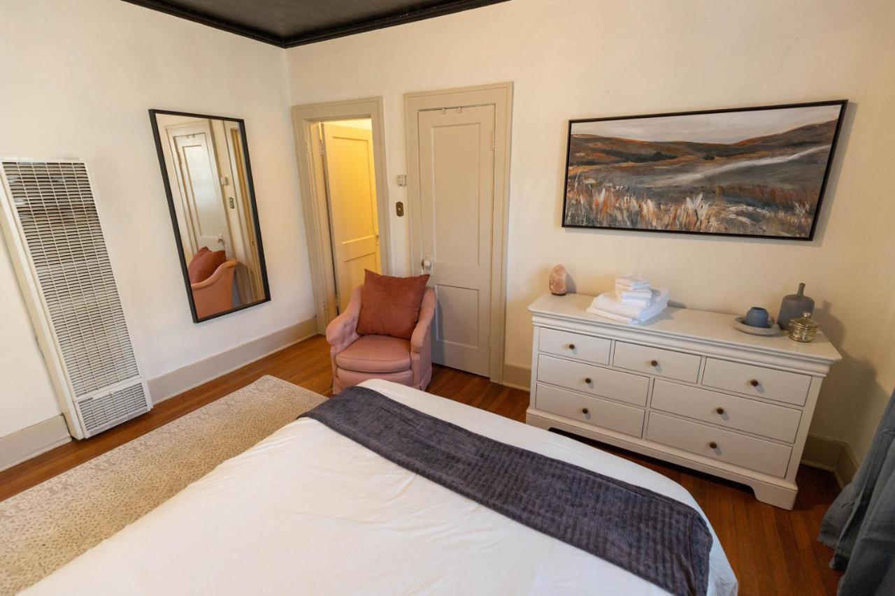 Villa Historic Revival Midtown Memphis Duplex 64 Yes Pets Fast Wifi Free Parking Exterior foto