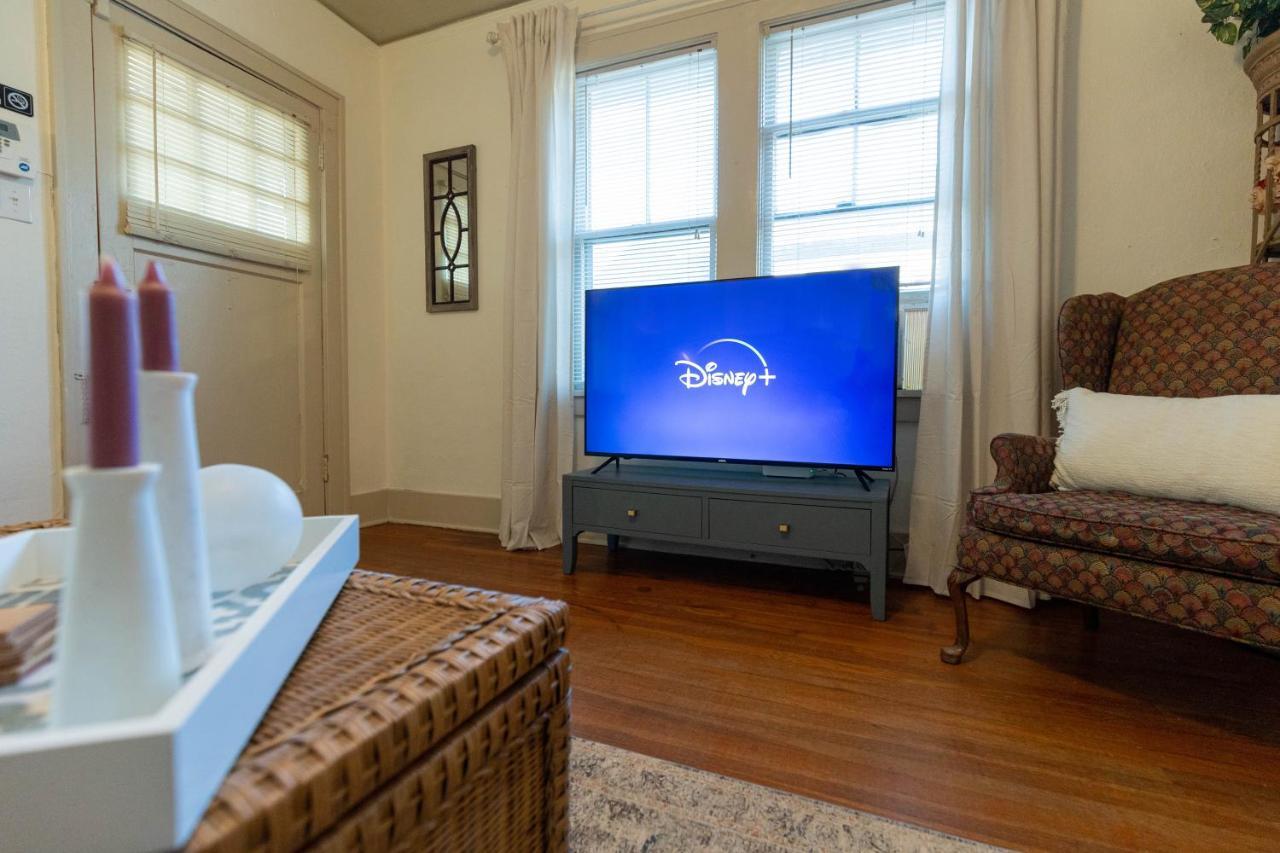Villa Historic Revival Midtown Memphis Duplex 64 Yes Pets Fast Wifi Free Parking Exterior foto