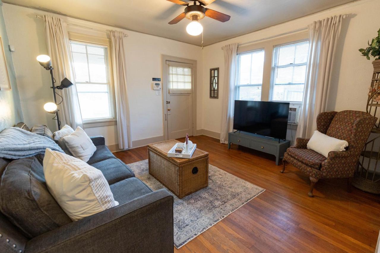 Villa Historic Revival Midtown Memphis Duplex 64 Yes Pets Fast Wifi Free Parking Exterior foto
