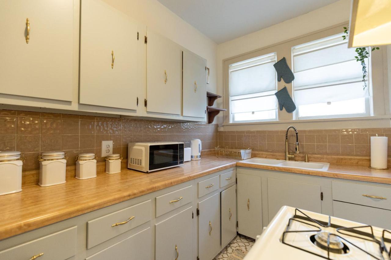 Villa Historic Revival Midtown Memphis Duplex 64 Yes Pets Fast Wifi Free Parking Exterior foto